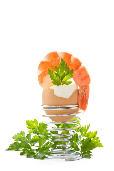 Boiled egg with boiled shrimp — Stock Photo, Image