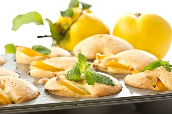 Muffins with quince — Stock Photo, Image