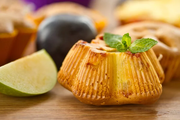 Muffins with fruit — Stock Photo, Image