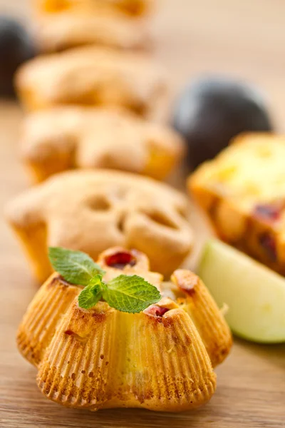 Muffins with fruit — Stock Photo, Image