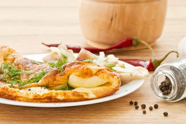 Omelette with salted mackerel — Stock Photo, Image