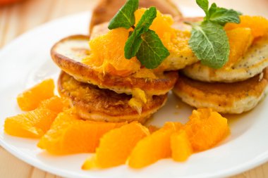 portakal reçeli ile haşhaş muffins