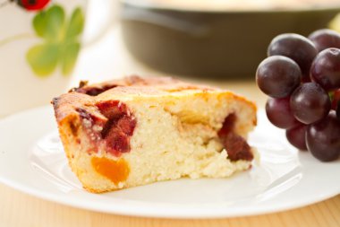 Süzme peynir güveci.