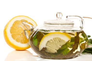 yeşil çay nane ve zencefil ile