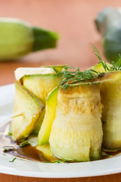 Zucchini rolls with fillings — Stock Photo, Image