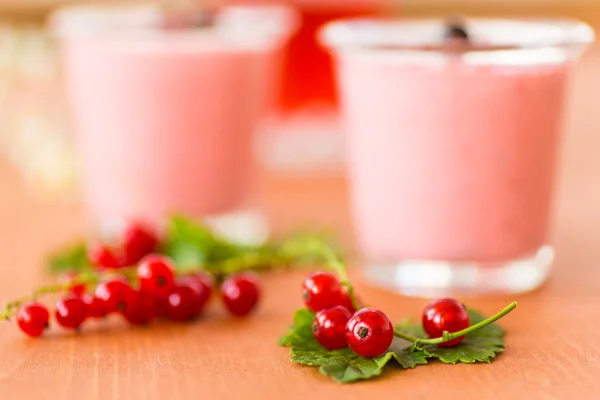 Batido de grosella roja — Foto de Stock