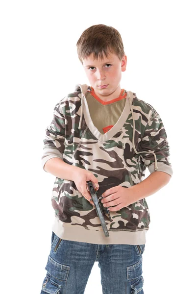 Tiener met een pistool — Stockfoto