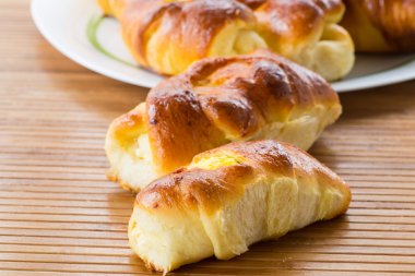 süzme peynir ile ev yapımı kek