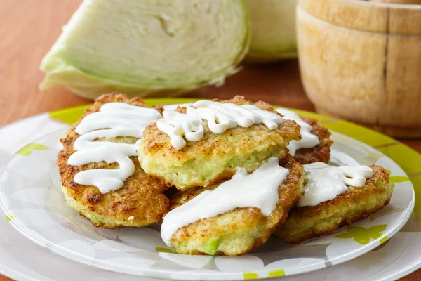 Vegetable pancakes with cabbage — Stock Photo, Image