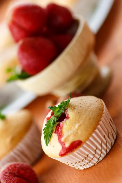 Strawberry muffins — Stock Photo, Image