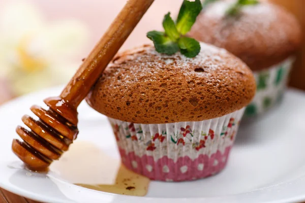 Muffins de mel — Fotografia de Stock