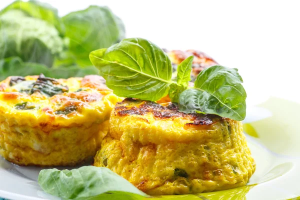 Baked omelet with brussels sprouts — Stock Photo, Image