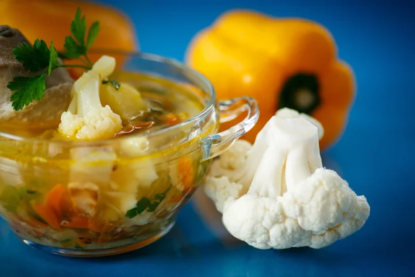 カリフラワーと野菜のスープ — ストック写真