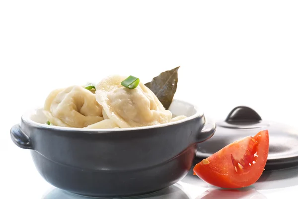 Dumplings with meat and broth — Stock Photo, Image