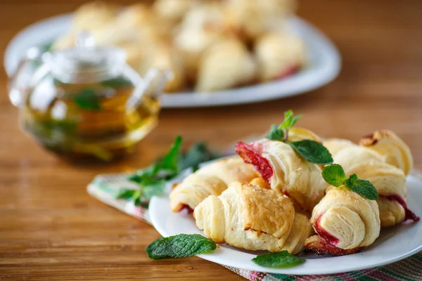 Croissants con mermelada — Foto de Stock