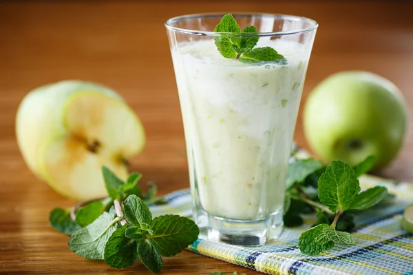 Äpple smoothie — Stockfoto