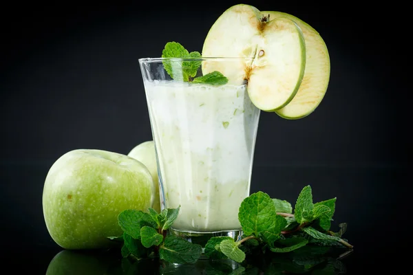 Jablečný koktejl — Stock fotografie