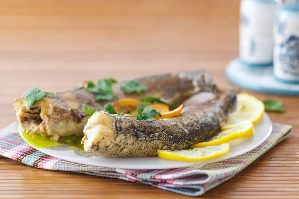 Pescado al horno —  Fotos de Stock