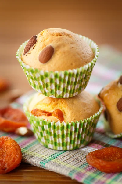 Muffins with almonds and dried apricots — Stock Photo, Image