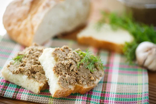 Paštika s chlebem — Stock fotografie