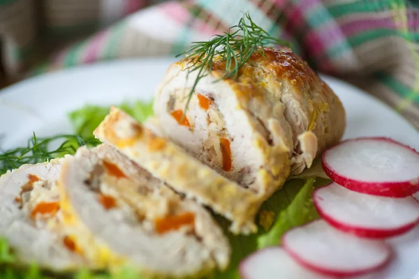 Carne de rolo de frango — Fotografia de Stock