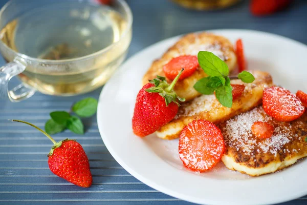 Curd cheese pancakes fried — Stock Photo, Image