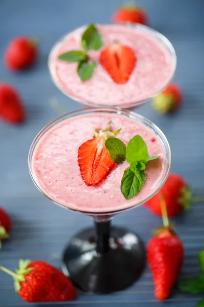 Strawberry smoothie — Stock Photo, Image