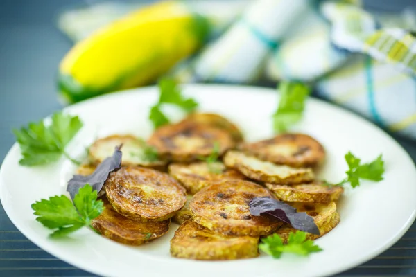 Stekt zucchini — Stockfoto