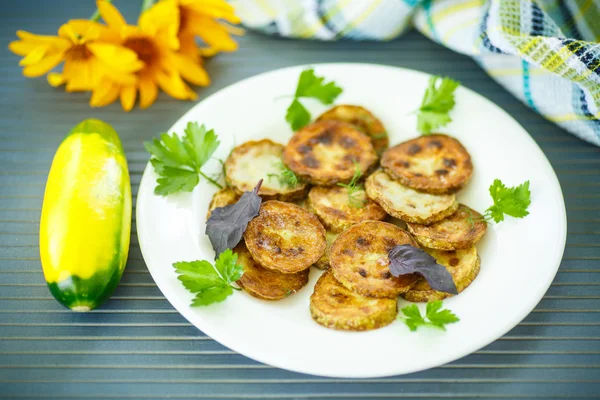 Stekt zucchini — Stockfoto