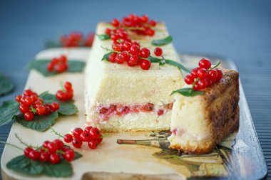 Süzme peynir güveci.