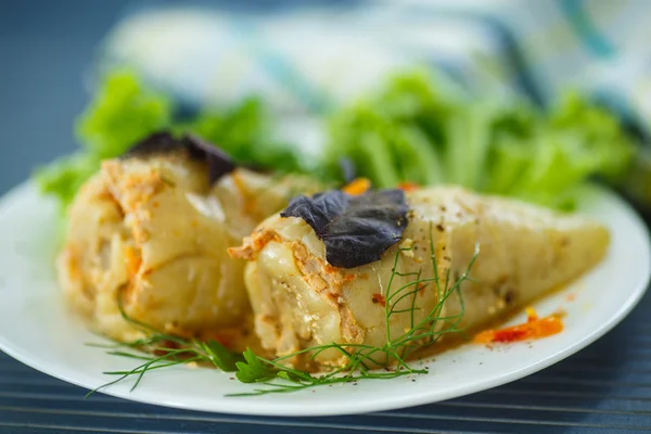 Peppers stuffed with meat — Stock Photo, Image