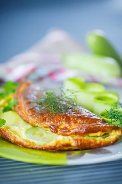 Omelette with zucchini — Stock Photo, Image