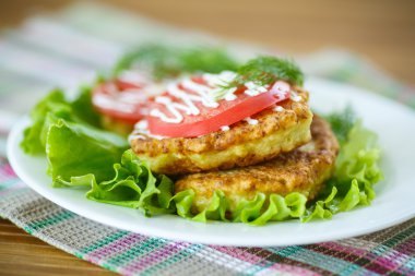 Kabak börek domates ile