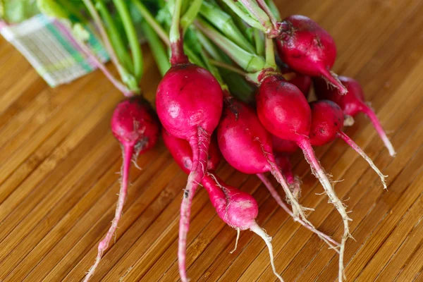 Natuurlijke radijs — Stockfoto