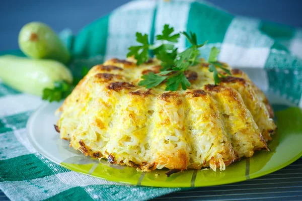 Caçarola de arroz com abobrinha — Fotografia de Stock