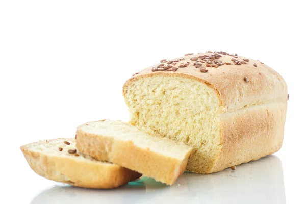 Pão de milho caseiro fresco com sementes — Fotografia de Stock