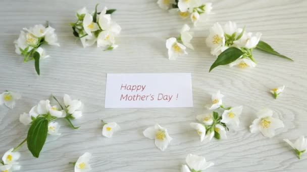 Houten Achtergrond Met Bloeiende Mooie Witte Jasmijn Felicitaties Voor Moeder — Stockvideo