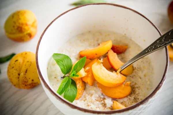Healthy Breakfast Boiled Oatmeal Fresh Apricots Bowl Table — Stock Photo, Image