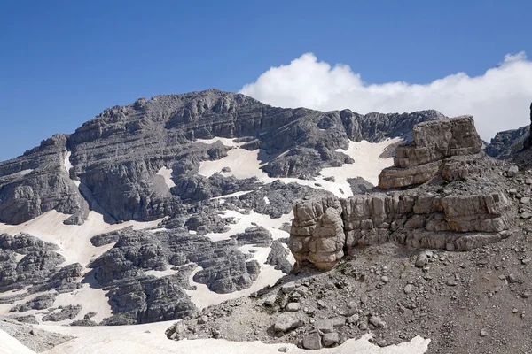 A legmagasabb csúcs az albán Alpok — Stock Fotó