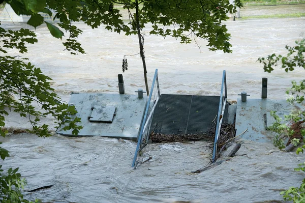 Flooded pier — Stock Photo, Image
