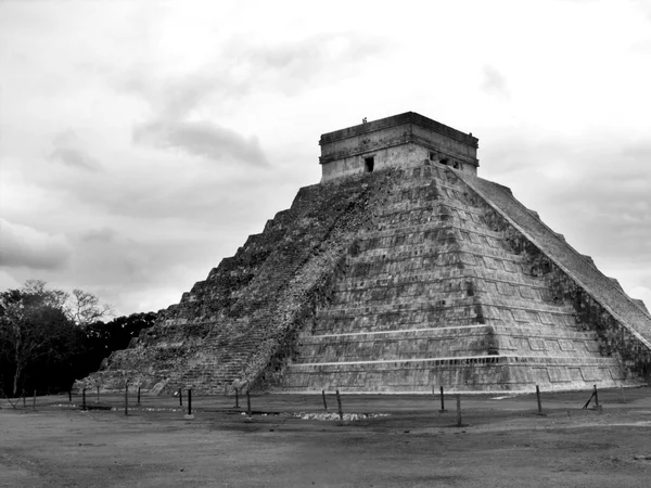 Chichen Itza Mayan Ruínas Pirâmide de Castillo — Fotografia de Stock