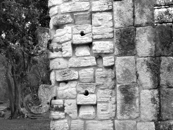 Chichen Itza Mayan Ruins Chac Masks — Stock Photo, Image