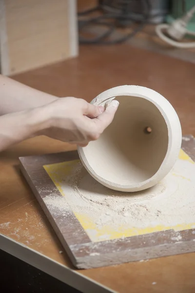 Girl make toyfrom clay — Stock Photo, Image