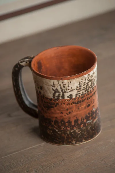传统的手工制作的杯 — 图库照片