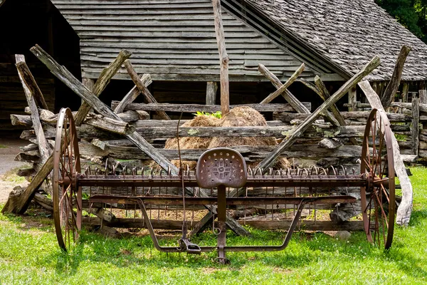Old Farm Cultivator — Stock Photo, Image