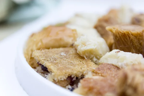 Egyptian dessert with hazel nuts — Stock Photo, Image