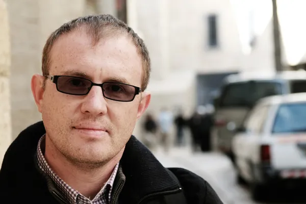 Street portrait of 35 years old man — Stock Photo, Image