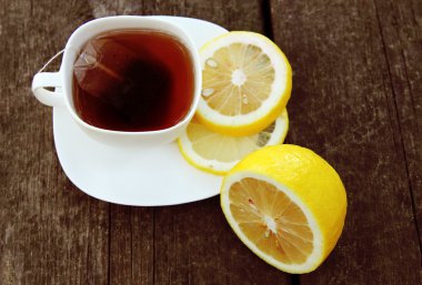 ahşap bachground üzerinde çay