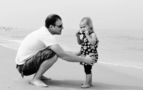 Happy father and his adorable little daughter — Stock Photo, Image