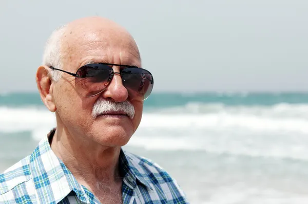 Calvity de stock, imágenes de Calvity sin royalties Depositphotos